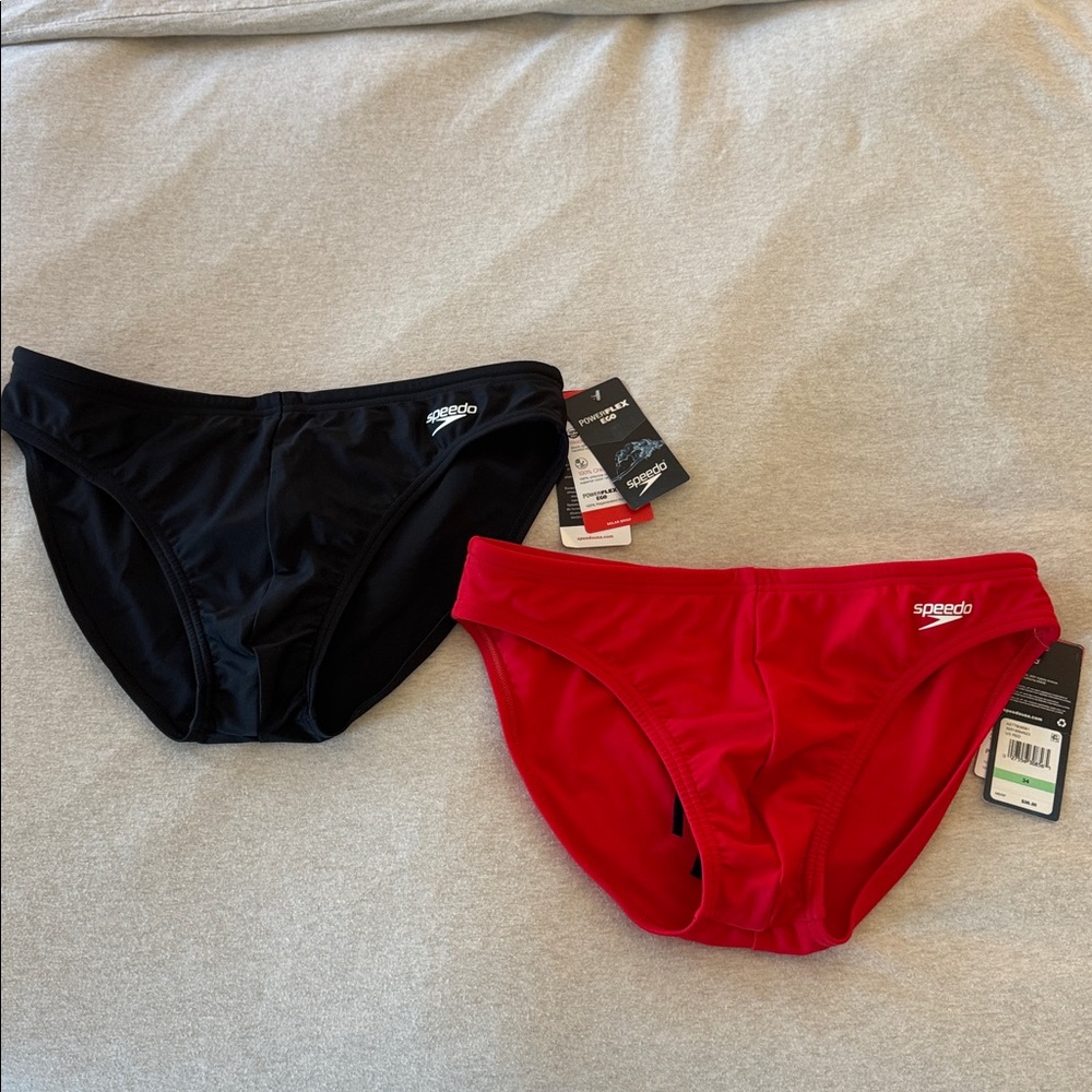 NWT Speedo PowerFlex Eco Solar Men’s Swim Briefs 50 UPF+ Size 34. Set of two.